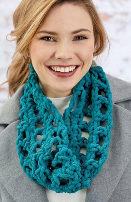 Sumptuous Cowl in Red Heart Sweet Home - LW6471 - Downloadable PDF