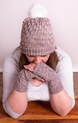 Laura's Cosy Cornish Hat