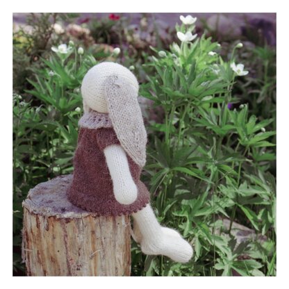 Bunny-girl Bridget in Russian