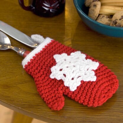 Crochet Snowflake Mitten Ornaments in Red Heart Super Saver Economy Solids - WR1745