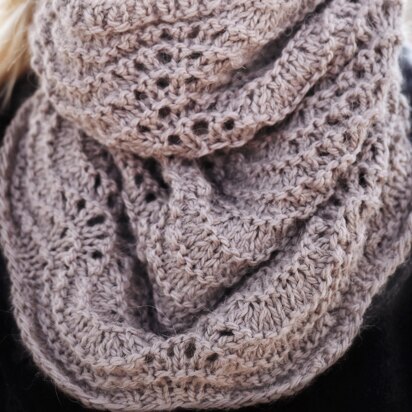 The Fauna Cowl