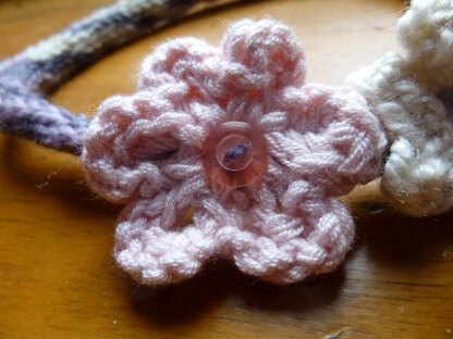 So Simple Knitted Daisy