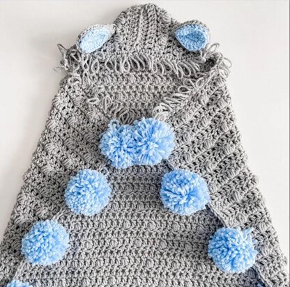 Bulky & Quick Hooded Lamb Blanket