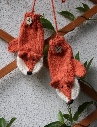 Foxy mittens