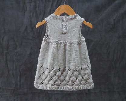 P121 Lacy Snowflake Dress