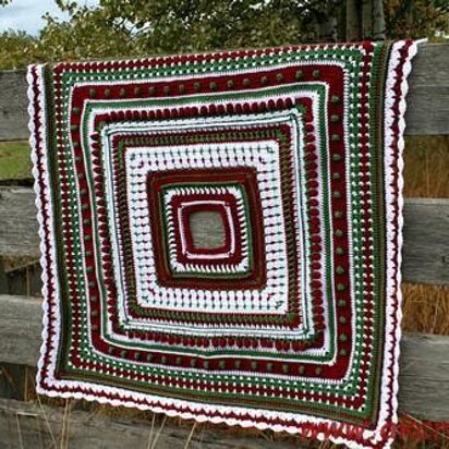 Regal Yule Tree Skirt