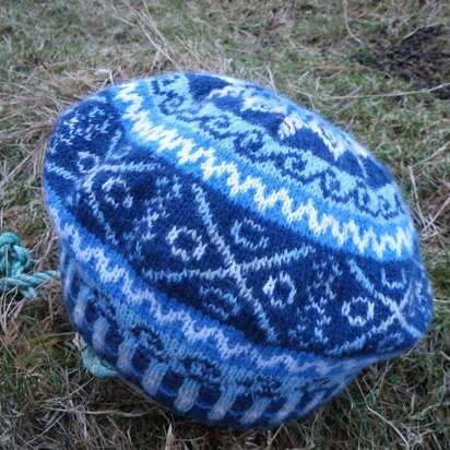 Otter Beret - knitting pattern