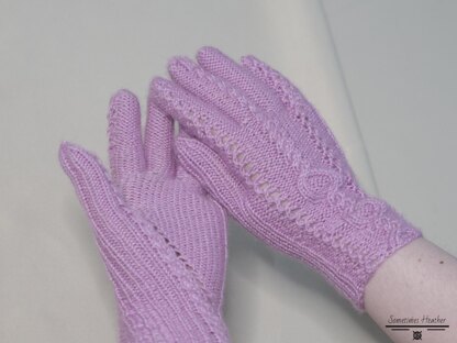 Full and Fingerless Lovelace Gloves