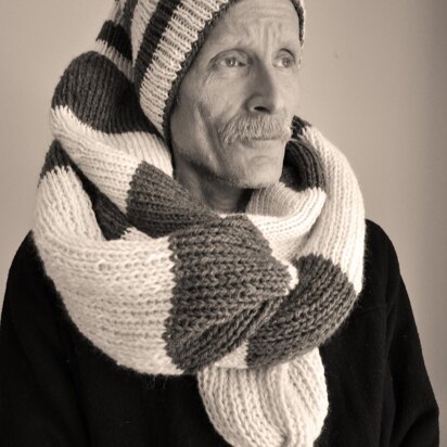 Knitted 1800s Hat-Scarf - knitting pattern