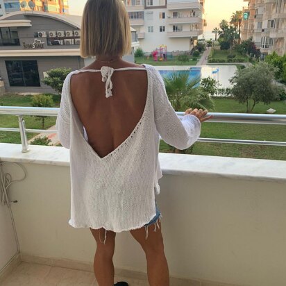 Backless summer sweater
