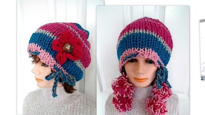 877-PomPom Ties Hat