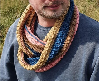 Era Infinity Scarf