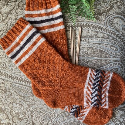 Sweater Weather Socks - knitting pattern