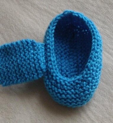 Amelia - Garter stitch baby shoes