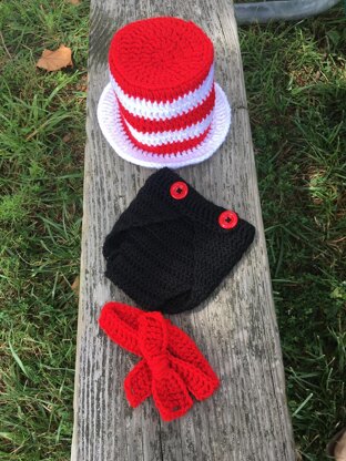 Cat in the Hat Newborn Outfit (0-3 months)