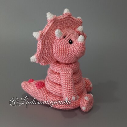 Baby Triceratops Crochet pattern by Ludasamigurumi