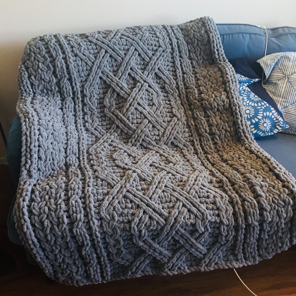 Braided Cable Baby Blanket Knitting Pattern Aran Yarn ENGLISH 