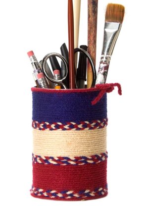 Pencil Can Holder in Red Heart Super Saver Economy Solids - LW2276