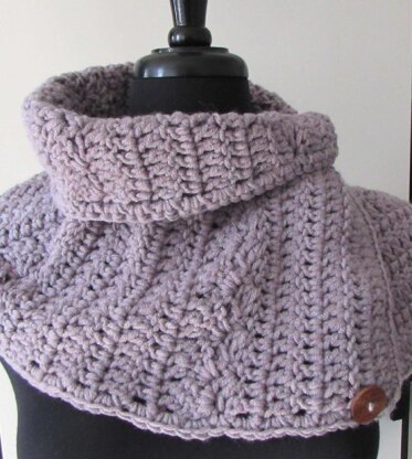 Aran-ish Cowl