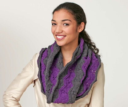 Ripple Cowl in Caron United - Downloadable PDF