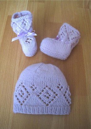 Little Angel Hat & Booties Set