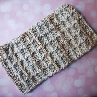 Waffle Stitch Cowl