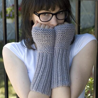 Myrta Mitts - knitting pattern