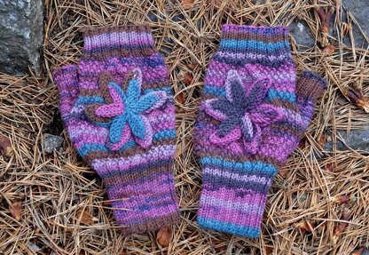 Flowering fingerless mittens