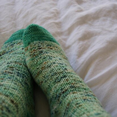 Kurrajong Socks - knitting pattern
