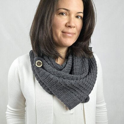 Meandering Rib Scarf in Lion Brand Fishermen's Wool - 70809AD