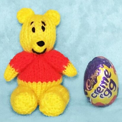 Winnie the Pooh Creme Egg Choc Cover - knitting pattern