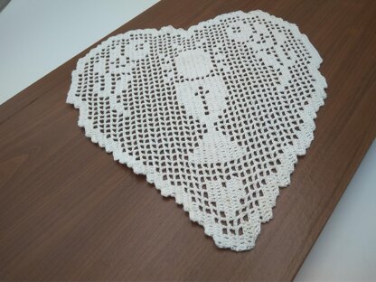 Heart filet doily chalice