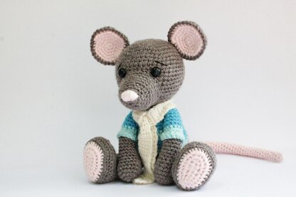 Amigurumi Crochet Mouse Pattern