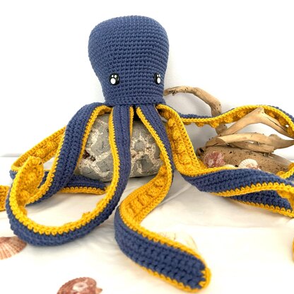 Ophelia Octopus Crochet Pattern