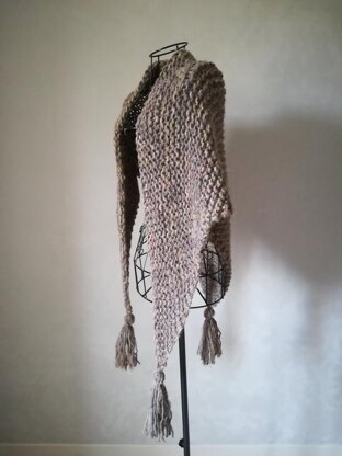 Outlander tassels shawl