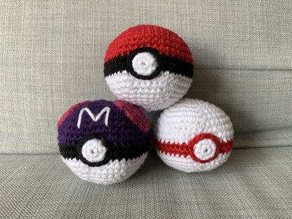 Pokeball Amigurumi: Regular, Master and Premier Balls