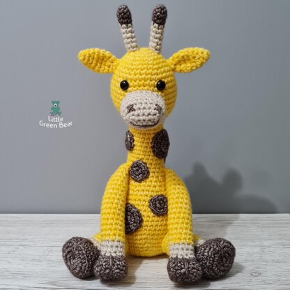 Geoff the Giraffe - US Terminology - Amigurumi