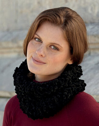 Neck Warmer in Katia Velvet Loop - 8020_158 - Downloadable PDF