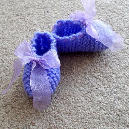 Lavender Bootees