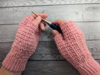 Cotton Candy Fingerless Gloves