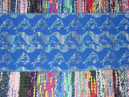 Dolphins in the waves scarf/Delfine in den Wellen Schal