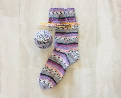 Simple Self-Striping Socks