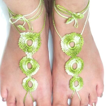 Three rings barefoot sandals