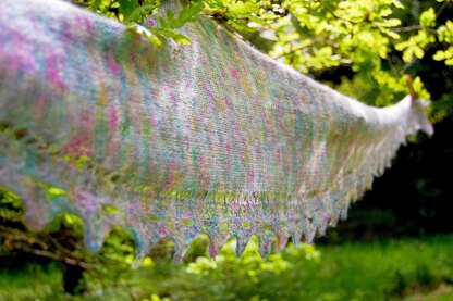 Showcase shawl