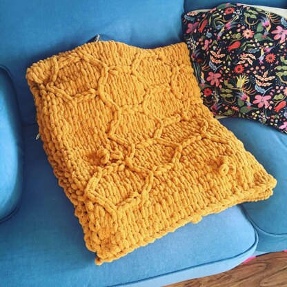 Hexagon Honeycomb Bee Blanket