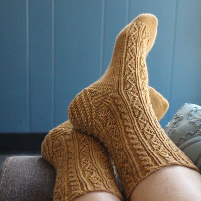 Drunken Geese Socks - knitting pattern