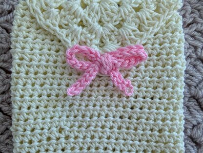 Crochet Coquette Phone Cover/Case Pattern