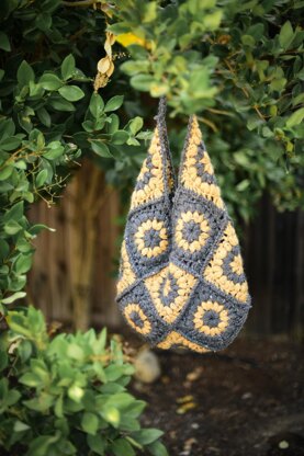 Crochet Sunburst Bag