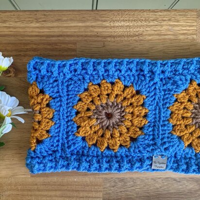 The Sunflower Snood