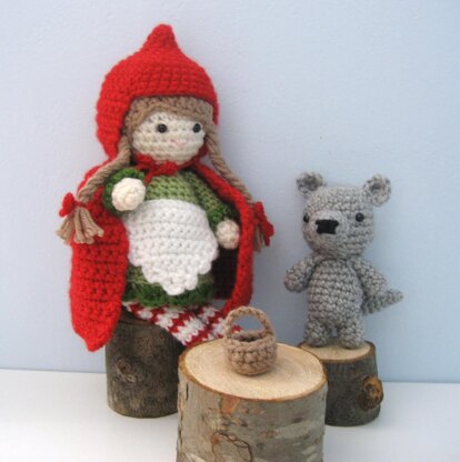 Little Red Riding Hood and Wolf Crochet Pattern